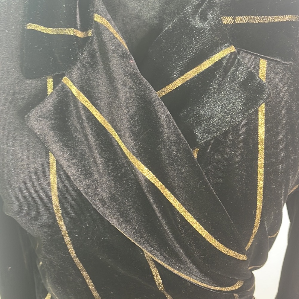 Long Sleeve Jacket - Picture 2 of 5